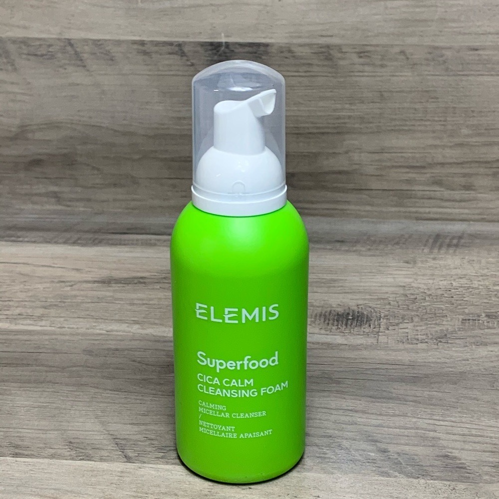 ELEMIS- Superfood CICA Calm Cleansing Foam - Picture 4 of 4